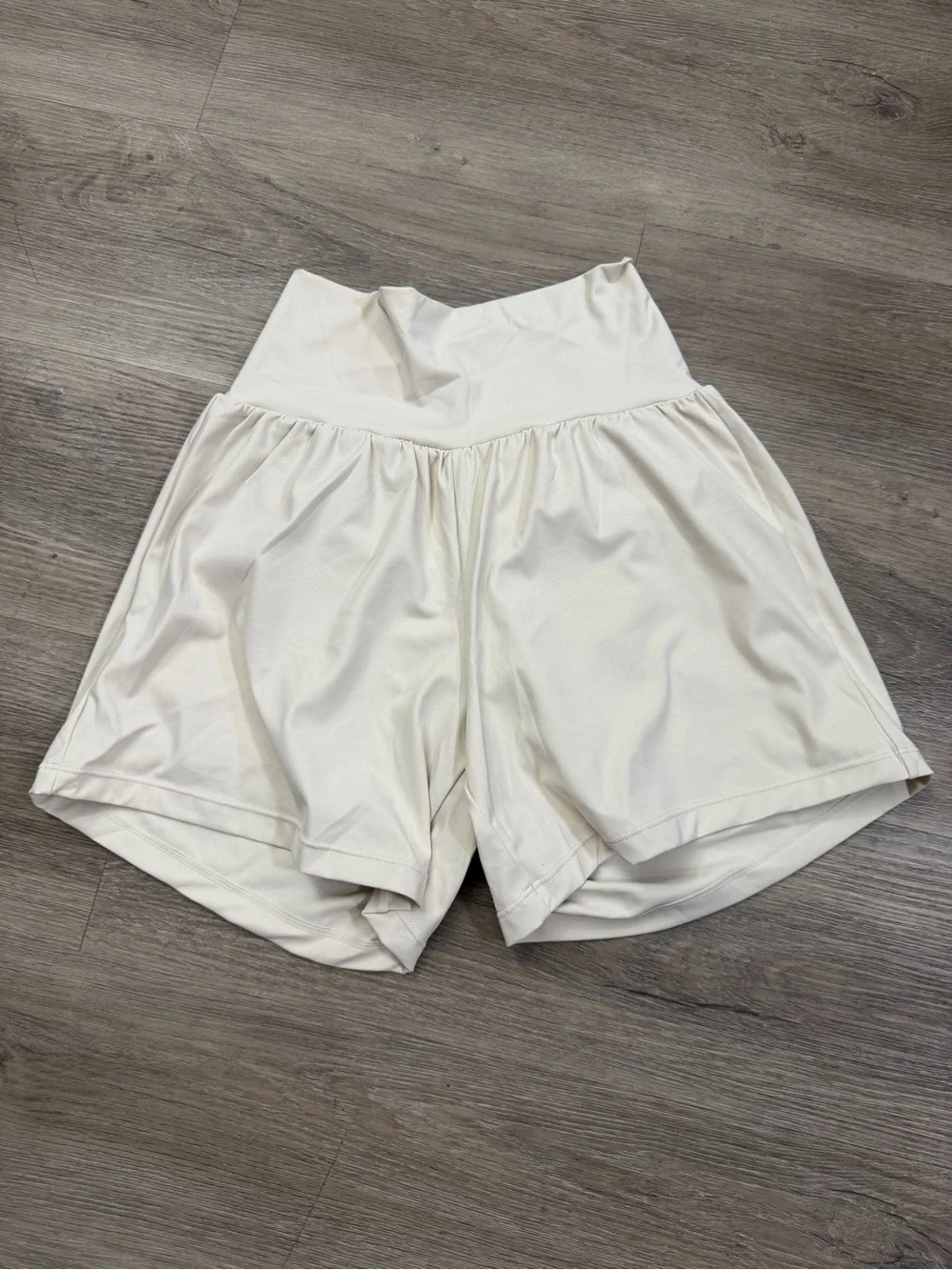 New Halara Double Layer Shorts Women’s S Long Ivory High Waist 0115